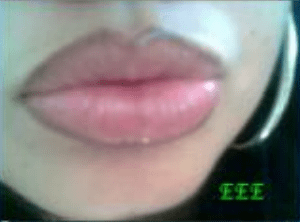 S_Hot-Lips